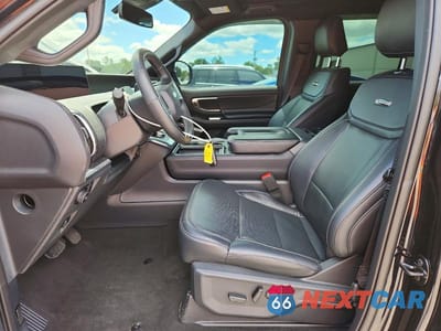 Zdjęcie 7 z 13 samochodu: 2025 FORD EXPEDITION MAX PLATINUM VIN:1FMJK1MG4SEA36531 - miniatura