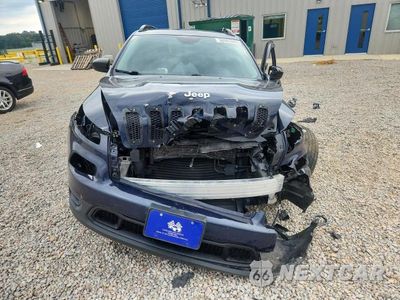 Piąte zdjęcie samochodu w środku: 2016 JEEP CHEROKEE SPORT VIN:1C4PJMAB0GW247187 - miniatura