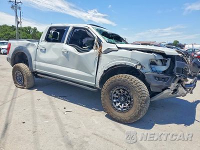 Czwarte zdjęcie samochodu z boku: 2023 FORD F150 RAPTOR VIN:1FTFW1RG2PFA56690 - miniatura