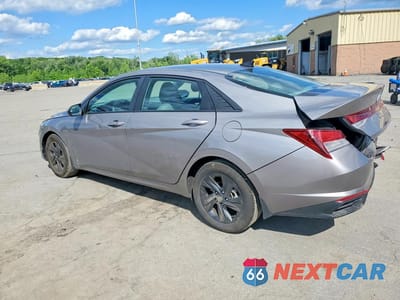 Drugie zdjęcie samochodu z przodu: 2023 HYUNDAI ELANTRA SEL VIN:KMHLM4AG6PU600718 - miniatura