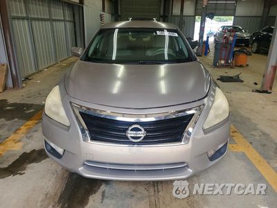 Piąte zdjęcie samochodu w środku: 2015 NISSAN ALTIMA VIN:1N4AL3AP8FN910876 - miniatura