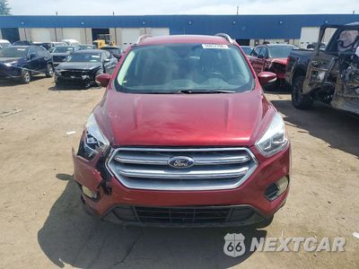 Piąte zdjęcie samochodu w środku: 2017 FORD ESCAPE TITANIUM VIN:1FMCU0JD7HUC62097 - miniatura