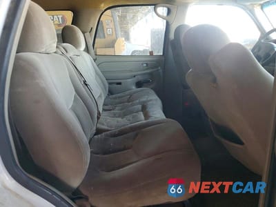 Zdjęcie 11 z 13 samochodu: 2004 GMC YUKON VIN:1GKEC13V24R209689 - miniatura