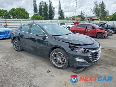 Czwarte zdjęcie samochodu z boku: 2024 CHEVROLET MALIBU LT VIN:1G1ZD5ST0RF126801 - miniatura