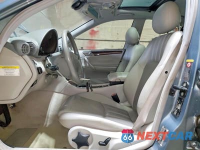 Zdjęcie 7 z 13 samochodu: 2005 MERCEDES-BENZ C240 SPORT VIN:WDBRF61J35A652837 - miniatura