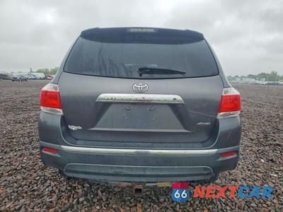 Zdjęcie 6 z 14 samochodu: 2012 TOYOTA HIGHLANDER BASE VIN:5TDBK3EH9CS167400 - miniatura