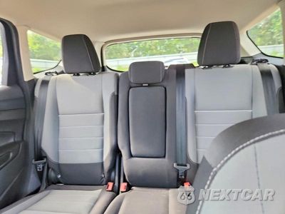 Zdjęcie 10 z 13 samochodu: 2015 FORD ESCAPE SE VIN:1FMCU0G75FUC33681 - miniatura