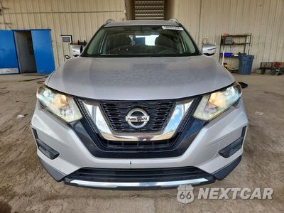 Piąte zdjęcie samochodu w środku: 2017 NISSAN ROGUE SV VIN:JN8AT2MT3HW380055 - miniatura