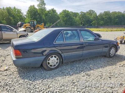 Trzecie zdjęcie samochodu z tyłu: 1993 MERCEDES-BENZ 500 SEL VIN:WDBGA51E0PA105028 - miniatura