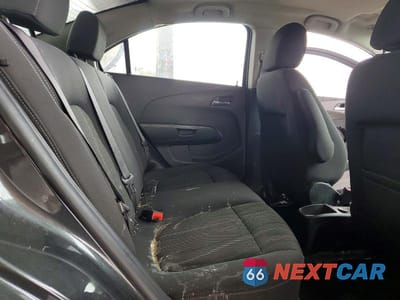 Zdjęcie 10 z 13 samochodu: 2018 CHEVROLET SONIC LT VIN:1G1JD5SGXJ4114753 - miniatura