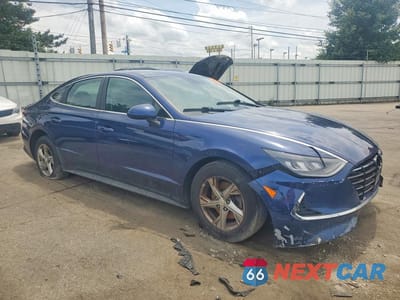 Czwarte zdjęcie samochodu z boku: 2021 HYUNDAI SONATA SE VIN:5NPEG4JA3MH128256 - miniatura