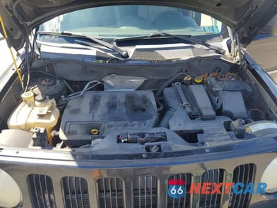 Zdjęcie 12 z 13 samochodu: 2010 JEEP PATRIOT SPORT VIN:1J4NF1GB5AD623605 - miniatura