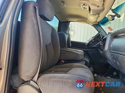 Zdjęcie 10 z 12 samochodu: 2003 GMC SIERRA K2500 HEAVY DUTY VIN:1GTHK24U13E100718 - miniatura