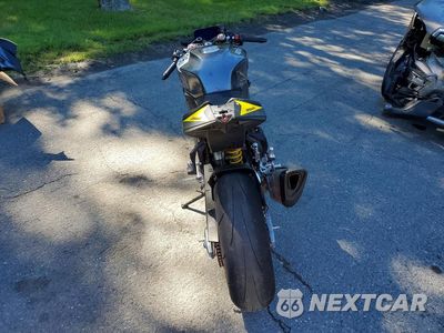 Czwarte zdjęcie samochodu z boku: 2026 APRILIA RSV4 1100 VIN:ZD4XPUA02TS000143 - miniatura
