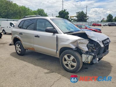 Czwarte zdjęcie samochodu z boku: 2005 HYUNDAI TUCSON GL VIN:KM8JM12B65U092580 - miniatura