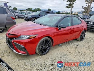 2022 TOYOTA CAMRY XSE 4T1K61AK0NU038207 - główne zdjęcie licytacji z USA - miniatura