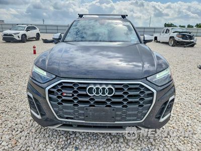 Piąte zdjęcie samochodu w środku: 2021 AUDI SQ5 PREMIUM PLUS VIN:WA1B4AFY4M2044877 - miniatura