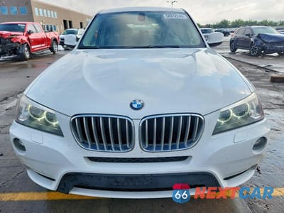 Piąte zdjęcie samochodu w środku: 2011 BMW X3 XDRIVE28I VIN:5UXWX5C5XBL716415 - miniatura