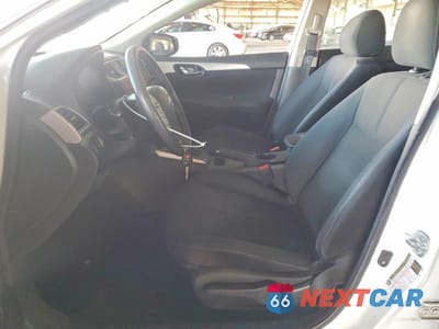 Zdjęcie 7 z 12 samochodu: 2016 NISSAN SENTRA S VIN:3N1AB7AP9GY235101 - miniatura