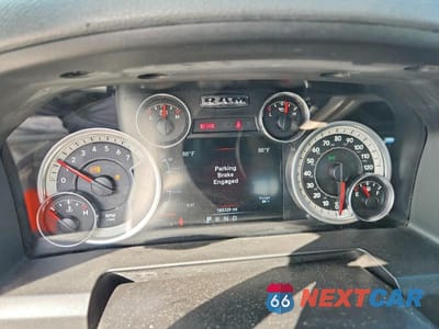 Zdjęcie 9 z 12 samochodu: 2015 RAM 1500 SLT VIN:1C6RR6LG4FS608424 - miniatura