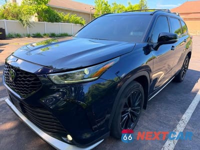 2023 TOYOTA HIGHLANDER XSE 5TDKDRBH0PS019871 - główne zdjęcie licytacji z USA - miniatura
