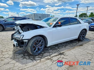 2022 CHRYSLER 300 TOURING 2C3CCAAG7NH134324 - główne zdjęcie licytacji z USA - miniatura