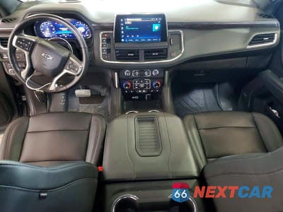 Zdjęcie 8 z 13 samochodu: 2022 CHEVROLET SUBURBAN K1500 Z71 VIN:1GNSKDKL4NR118810 - miniatura