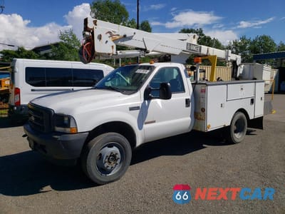 2004 FORD F550 SUPER DUTY BUCKET TRUCK 1FDAF57P34EB58808 - główne zdjęcie licytacji z USA - miniatura