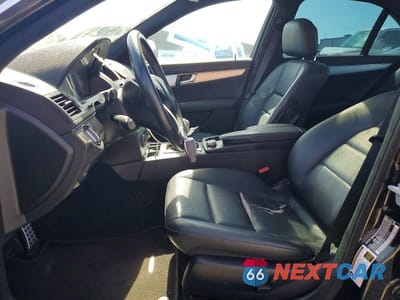 Zdjęcie 7 z 12 samochodu: 2008 MERCEDES-BENZ C 300 VIN:WDDGF54X78F047395 - miniatura