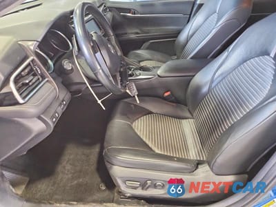 Zdjęcie 7 z 12 samochodu: 2018 TOYOTA CAMRY SE VIN:4T1B11HKXJU022398 - miniatura