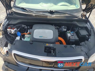 Zdjęcie 11 z 12 samochodu: 2017 KIA SOUL EV + VIN:KNDJX3AE8H7024383 - miniatura