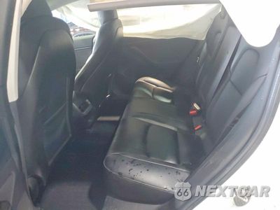 Zdjęcie 11 z 14 samochodu: 2019 TESLA MODEL 3 VIN:5YJ3E1EBXKF442299 - miniatura