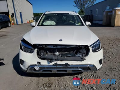 Piąte zdjęcie samochodu w środku: 2022 MERCEDES-BENZ GLC 300 4MATIC VIN:W1N0G8EBXNV337637 - miniatura
