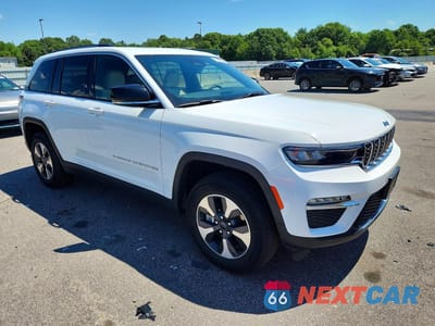 Czwarte zdjęcie samochodu z boku: 2024 JEEP GRAND CHEROKEE LIMITED 4XE VIN:1C4RJYB69R8959299 - miniatura