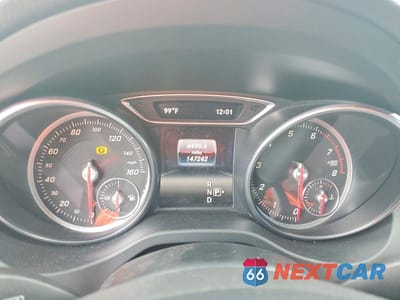 Zdjęcie 9 z 12 samochodu: 2018 MERCEDES-BENZ CLA 250 VIN:WDDSJ4EBXJN592718 - miniatura