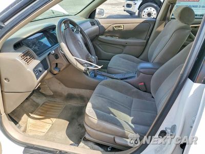 Zdjęcie 7 z 12 samochodu: 2001 TOYOTA CAMRY CE VIN:4T1BG22K31U799664 - miniatura