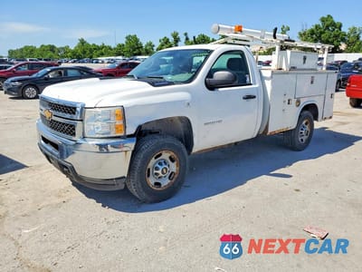 2013 CHEVROLET SILVERADO K2500 HEAVY DUTY 1GB0KVCG4DF136848 - główne zdjęcie licytacji z USA - miniatura