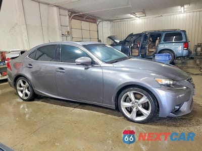 Czwarte zdjęcie samochodu z boku: 2014 LEXUS IS 350 VIN:JTHBE1D21E5002974 - miniatura