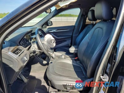 Zdjęcie 7 z 13 samochodu: 2017 BMW X1 XDRIVE28I VIN:WBXHT3Z30H4A52098 - miniatura