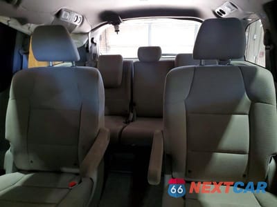 Zdjęcie 10 z 13 samochodu: 2011 HONDA ODYSSEY LX VIN:5FNRL5H21BB024815 - miniatura