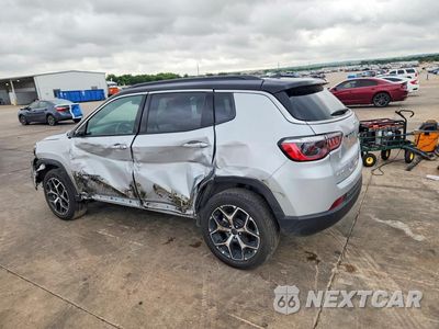 Drugie zdjęcie samochodu z przodu: 2025 JEEP COMPASS LIMITED VIN:3C4NJDCN0ST614876 - miniatura