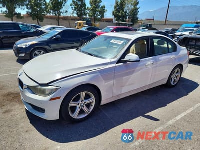 2015 BMW 3 SERIES 320I XDRIVE WBA3C1C56FK122549 - główne zdjęcie licytacji z USA - miniatura
