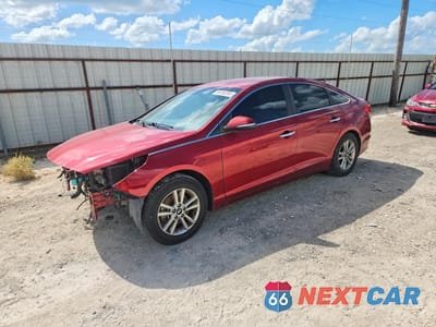 2015 HYUNDAI SONATA ECO 5NPE24AA5FH129653 - główne zdjęcie licytacji z USA - miniatura