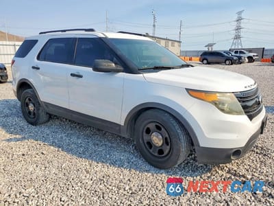 Czwarte zdjęcie samochodu z boku: 2015 FORD EXPLORER POLICE INTERCEPTOR VIN:1FM5K8AR2FGB13021 - miniatura