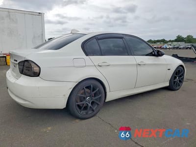 Trzecie zdjęcie samochodu z tyłu: 2007 BMW 328 I VIN:WBAVA33557KX83436 - miniatura