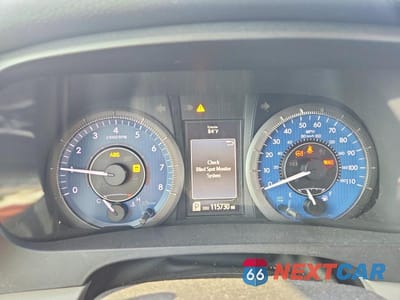 Zdjęcie 9 z 13 samochodu: 2017 TOYOTA SIENNA XLE 8-PASSENGER VIN:5TDYZ3DCXHS838611 - miniatura