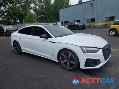Czwarte zdjęcie samochodu z boku: 2022 AUDI A5 PRESTIGE 45 VIN:WAUEACF50NA022456 - miniatura