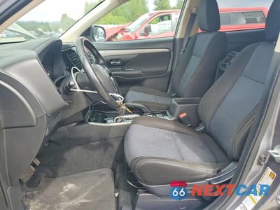 Zdjęcie 7 z 13 samochodu: 2017 MITSUBISHI OUTLANDER ES VIN:JA4AZ2A31HZ027112 - miniatura