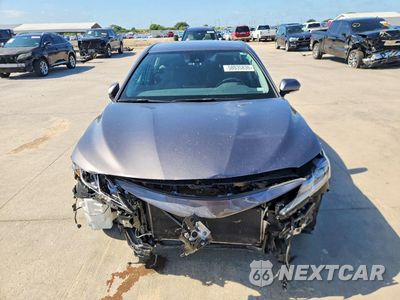 Piąte zdjęcie samochodu w środku: 2022 TOYOTA CAMRY LE VIN:4T1C31AK9NU598692 - miniatura