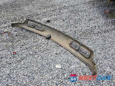 Zdjęcie 13 z 14 samochodu: 2004 CHEVROLET SUBURBAN C1500 VIN:3GNEC16Z84G294989 - miniatura